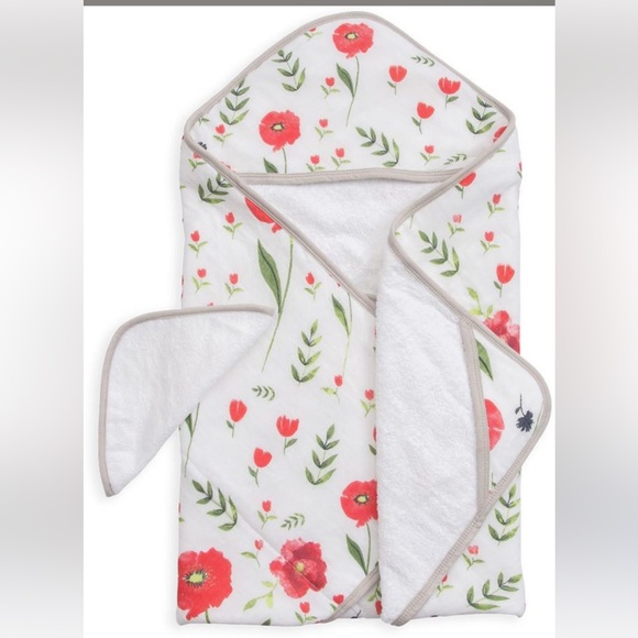little unicorn Other - Little Unicorn Cotton Hooded Towel & Washcloth - Summer Poppy